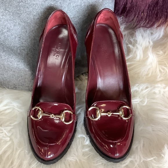 Gucci “Horsebit Accent Patent Leather Pumps” - Picture 3 of 12